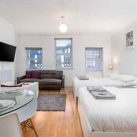 Soho & Covent Garden Apartment, Sleeps 3 London Exteriör bild