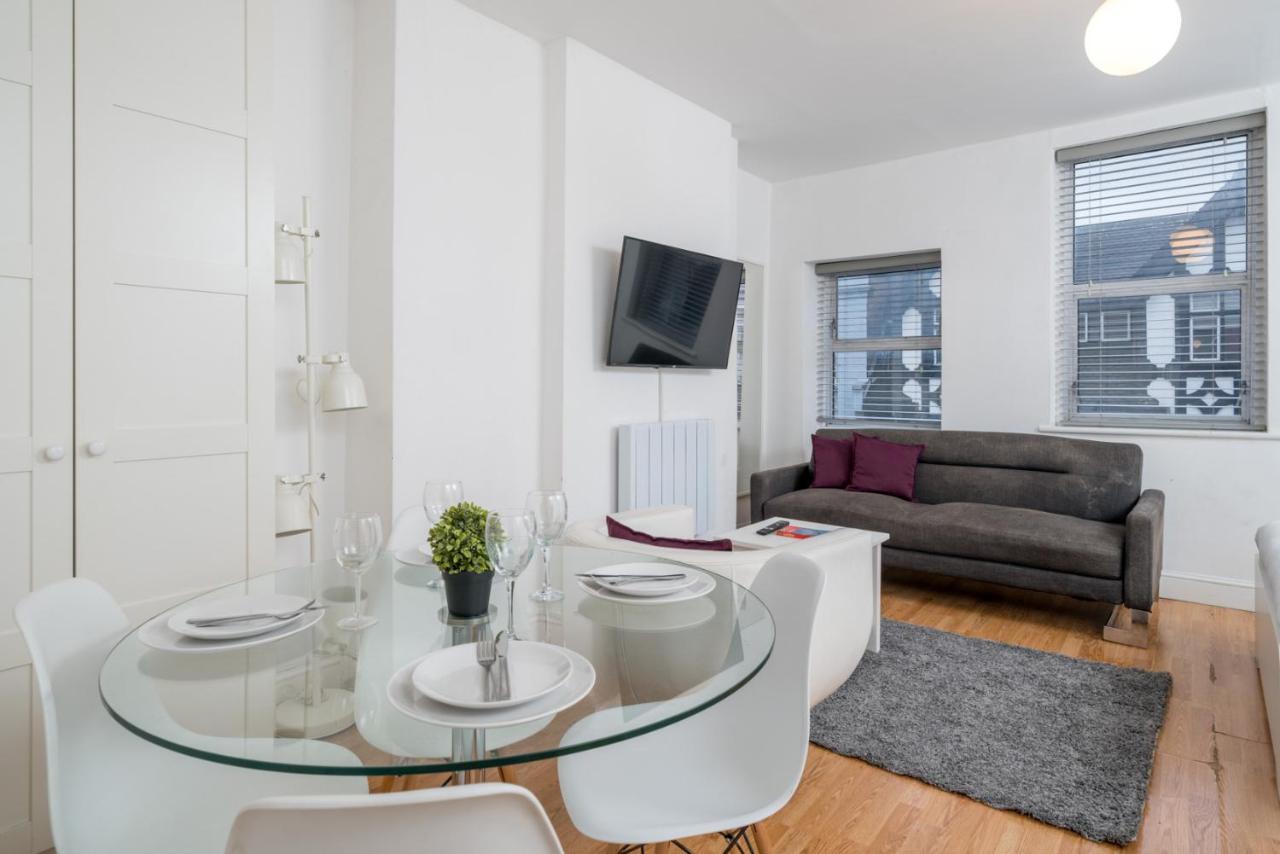Soho & Covent Garden Apartment, Sleeps 3 London Exteriör bild
