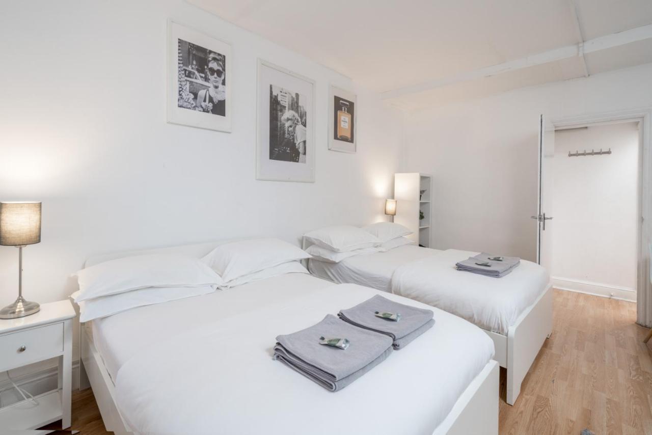 Soho & Covent Garden Apartment, Sleeps 3 London Exteriör bild